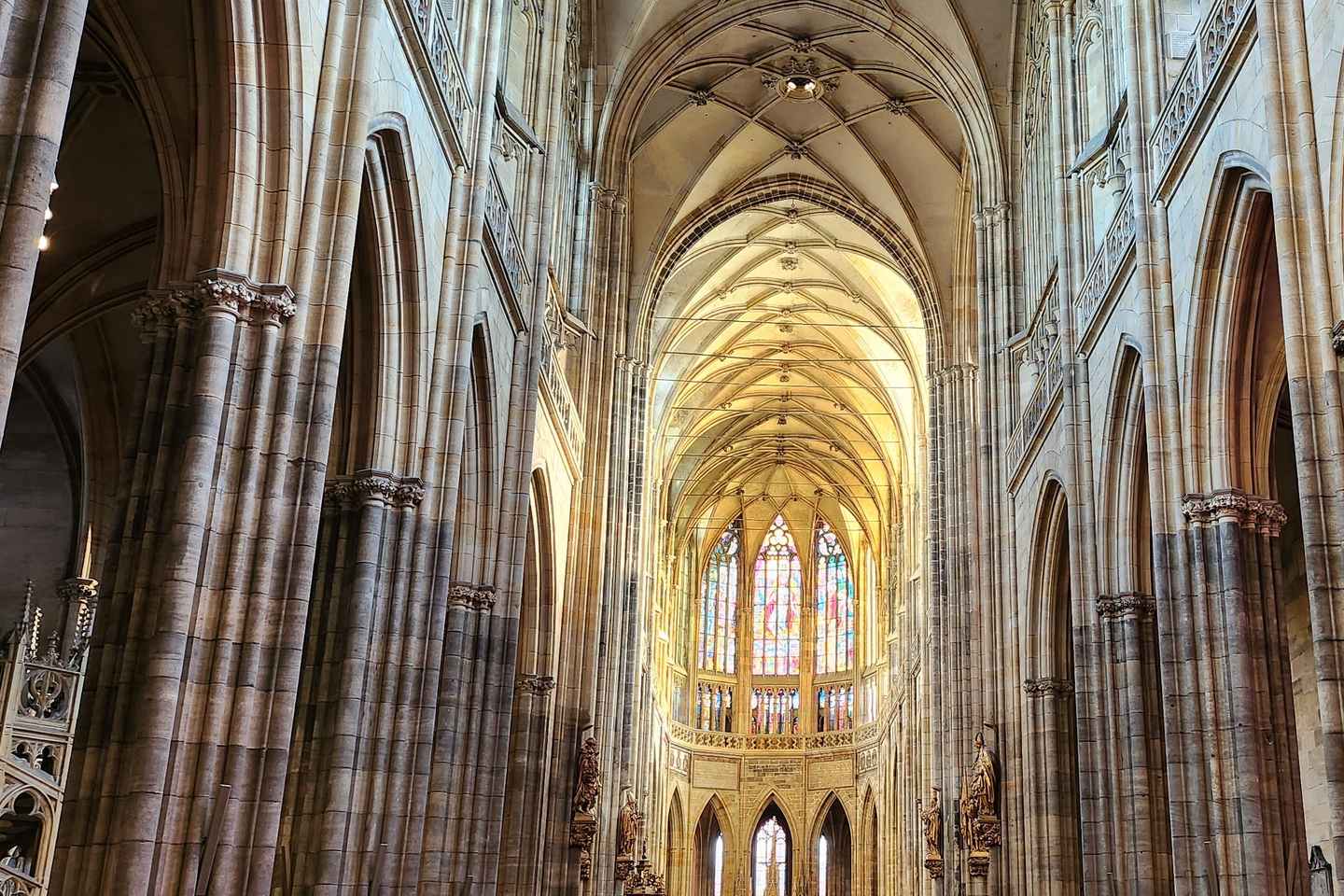 プラハ城プライベート散策ツアー