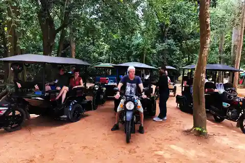 Excursão a Angkor Wat em Tuk-Tuk com motorista que fala inglês