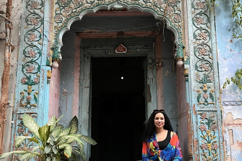 Templos, bazares y degustación en el casco antiguo de Delhi con guíaTemplos, bazares y comida en el casco antiguo de Delhi con una guía