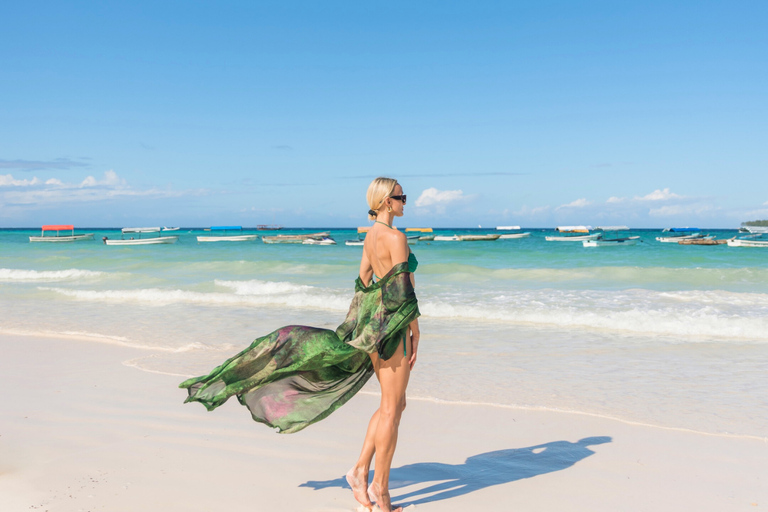 桑给巴尔：与海豚一起游泳，在珊瑚礁浮潜（以尊重的方式）桑给巴尔：与海豚同游，珊瑚浮潜（不含接送服务）