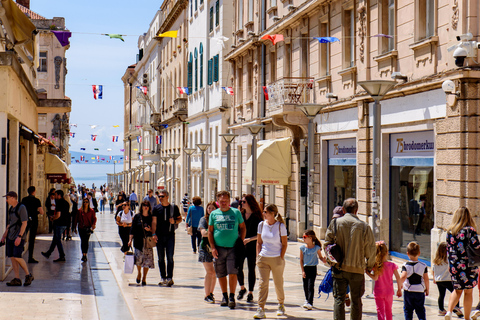 Private photoshoot tour: City of SplitPrivat fotograferingstur: Staden Split