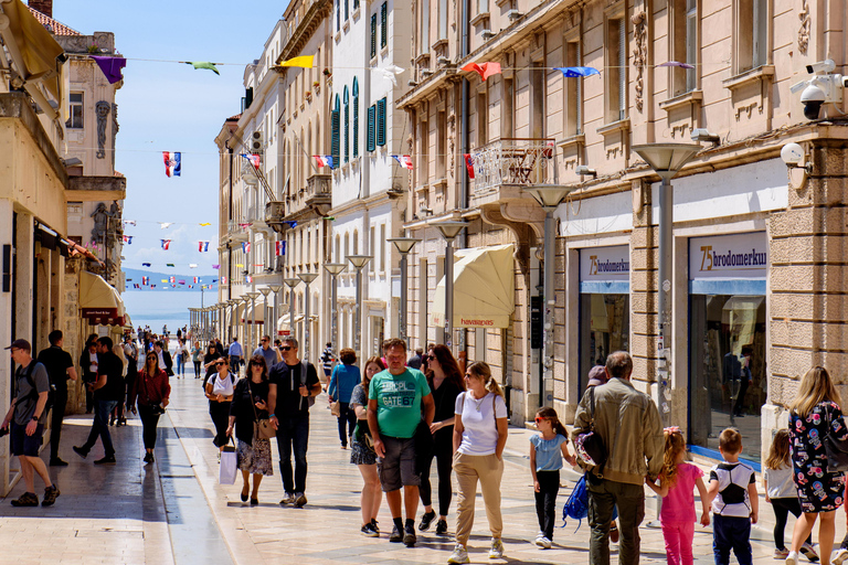 Private photoshoot tour: City of SplitPrivat fotograferingstur: Staden Split