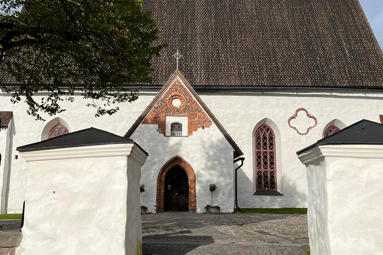 Helsinki: Porvoo Private Tour with Guide and Car