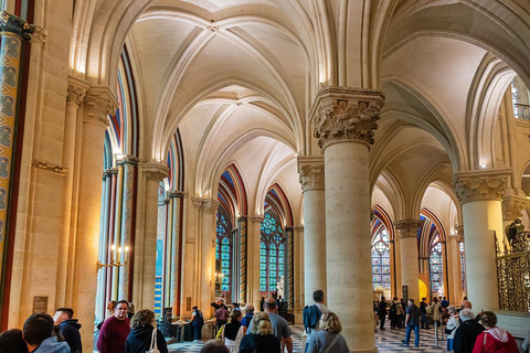 巴黎：巴黎圣母院和圣礼拜堂导览游英语半私人之旅