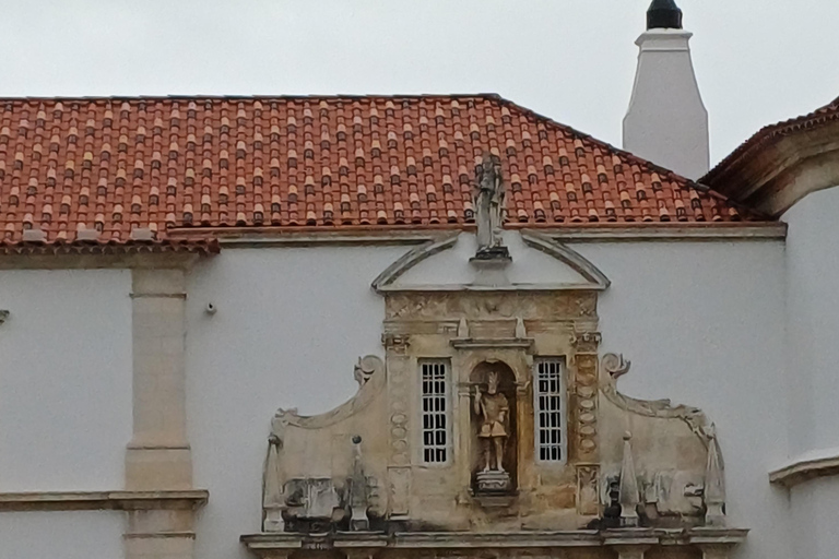 Transfer from Porto to Lisboa with Coimbra and Fatima stops