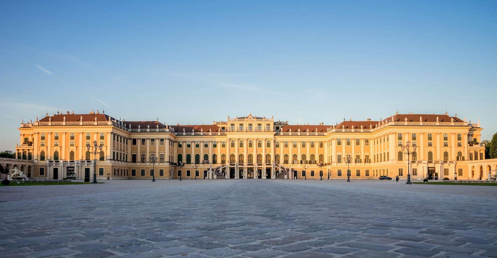 Vienna, EasyCityPass with Public Transportation & Discounts - Housity
