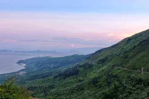 Hoi An: Marble Mountain, Monkey Mountain & Hai Van Pass TourPrivérondleiding