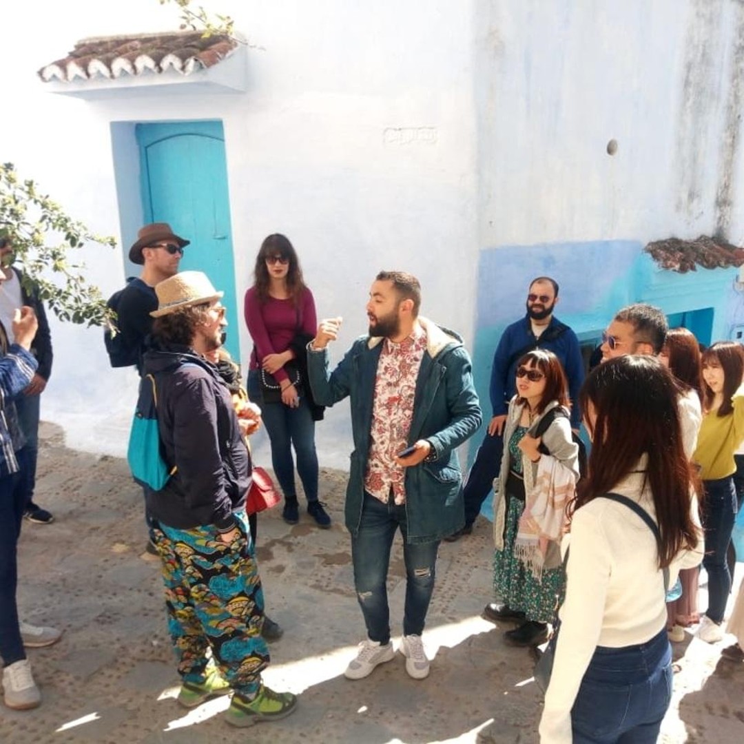 Depuis Tanger : visite d'une journée à Fès avec nuit à Chefchaouen - excursion