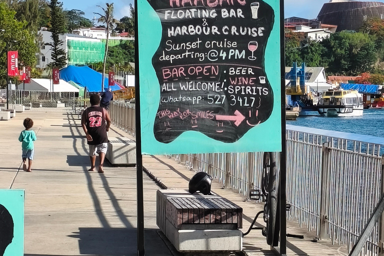 Port Vila: City Highlights Tour with Local Snacks