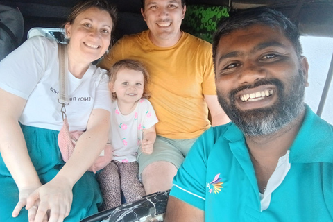 Kandy: Private Tuk Tuk City Tour with Local Guide