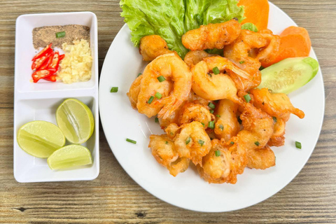 Battambang Evening Bat Cave & Local Home Dinner Experience