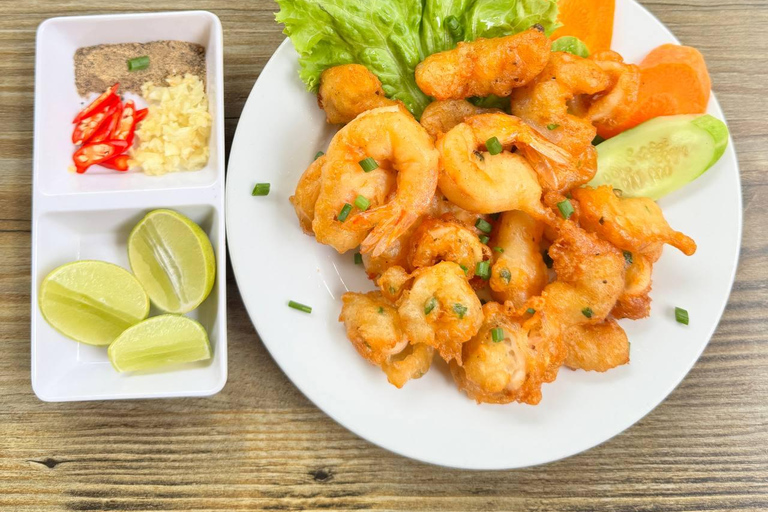 Battambang Evening Bat Cave & Local Home Dinner Experience