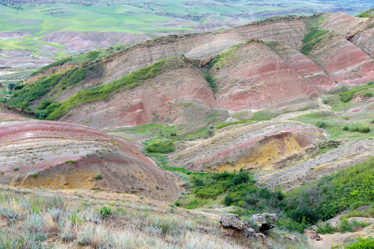 Tbilisi: David Gareja Monastery & Rainbow Mountains Tour