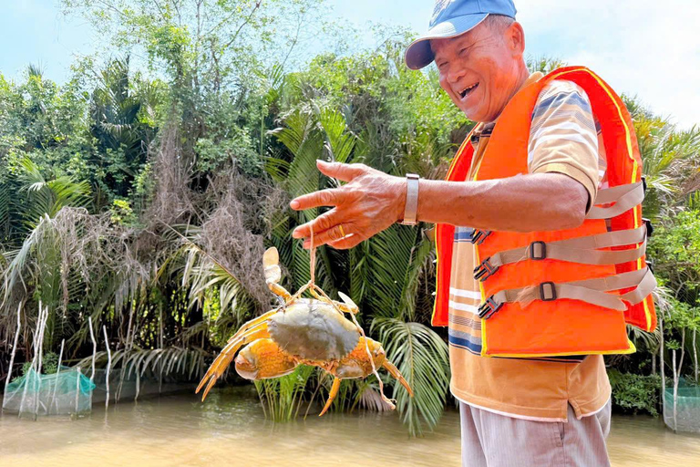 Ben Tre Prawn-Catching & Authentic Mekong Private Day Tour