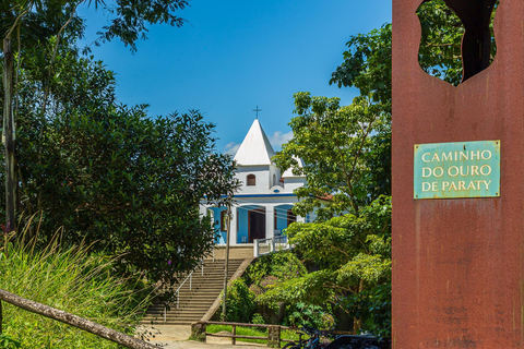 Aventure en Jeep à Paraty : sentier écologique, distillerie et baignade dans la rivièreAventure en Jeep à Paraty : parcours écologique, distillerie et baignade dans la rivièr