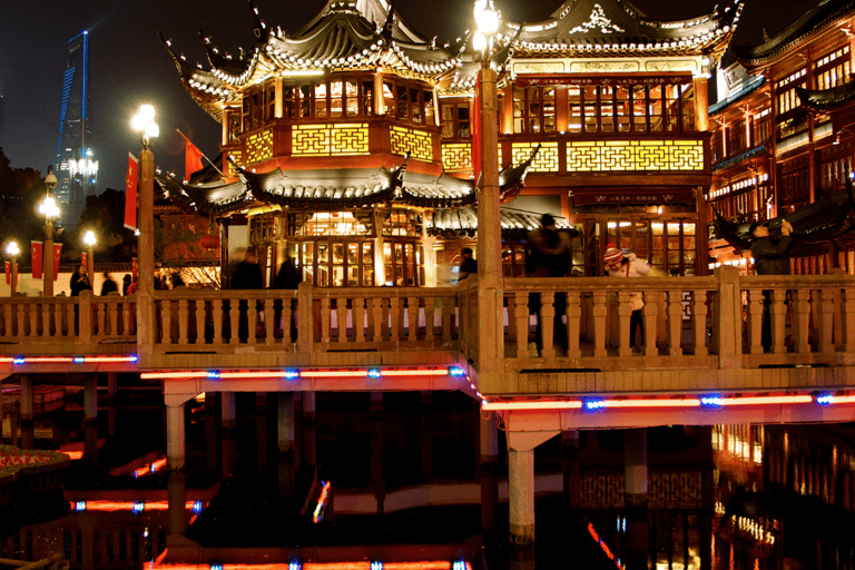 Tour Privado de 2 Días por el Skyline de Shanghái y el Jardín de SuzhouCon todas las admisiones