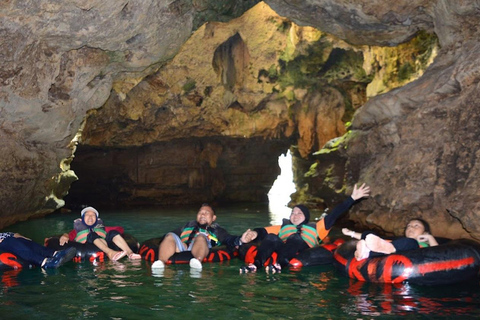 Yogyakarta: Merapi-Sonnenaufgang und Pindul-Höhlen-Tubing