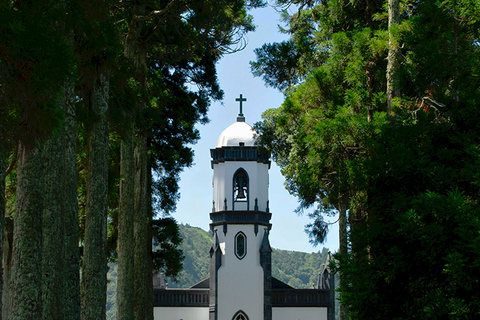 São Miguel : visite de Sete Cidades et d'une plantation d'ananas
