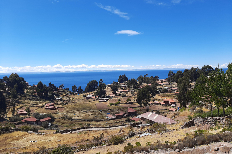 JEZIORO TITICACA 2 DNI I 1 NOC: UROS AMANTANI I WYSPA TAQUILE