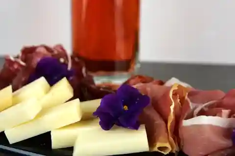 Plateau Gourmand : Charcuteries Champagnes et Fromages