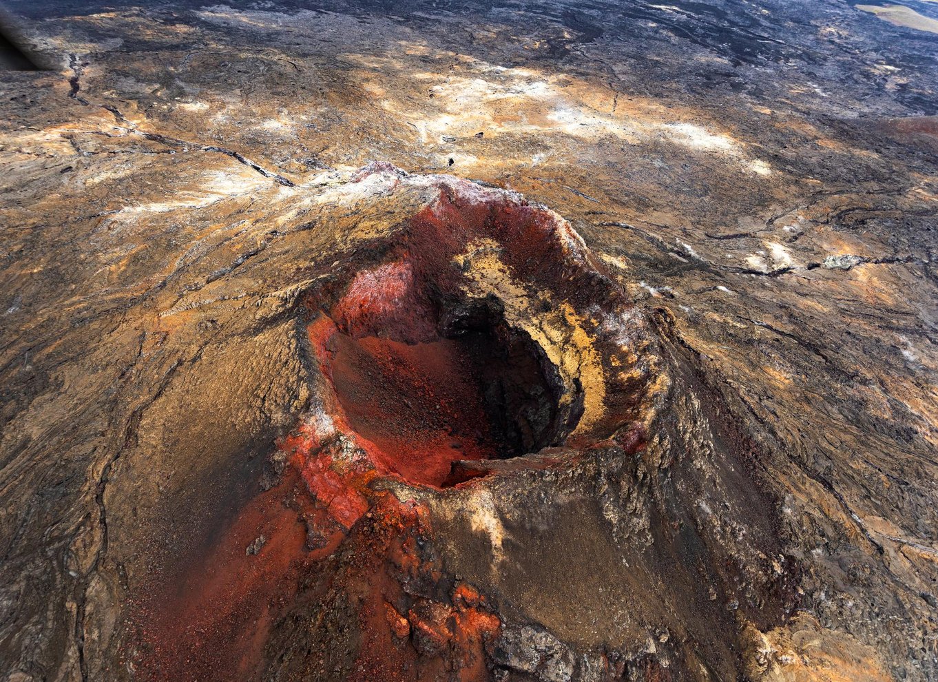 Fra Reykjavik: Helikoptertur i det nye vulkanske område