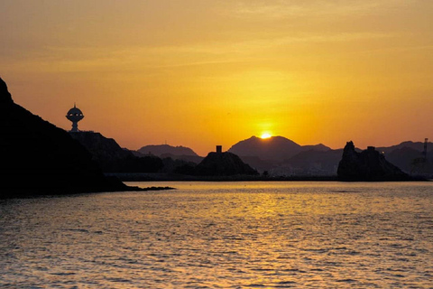 Crucero en dhow al atardecerOpción Estándar