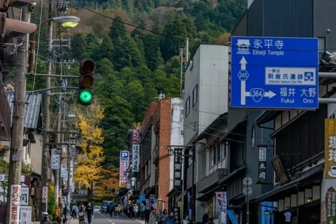 Hokuriku 2-Day Private: Zen, Washi Craft & Kanazawa Culture