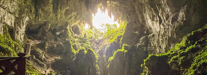 Kuching : visite guidée de la grotte des fées et du vent