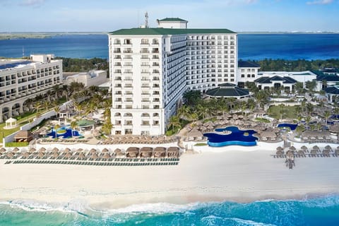 Private Shuttle from JW Marriot Cancun to CUN Airport