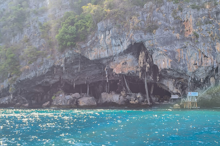 Krabi: Sunset Bliss to Phi Phi & 4 Island by Speed Catamaran