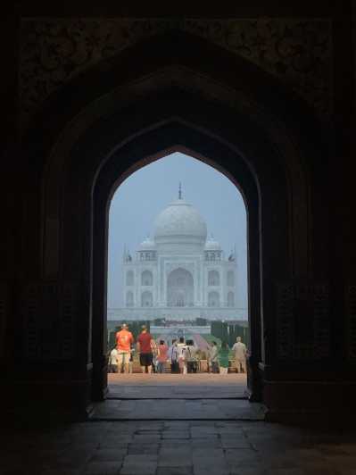 Visite privée du Taj Mahal en voiture depuis New Delhi