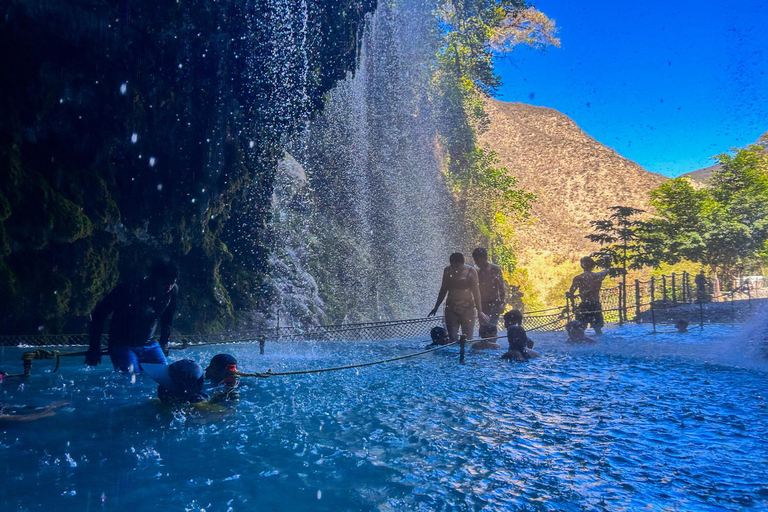 From CDMX: small group tour to the Tolantongo Caves. Private tour