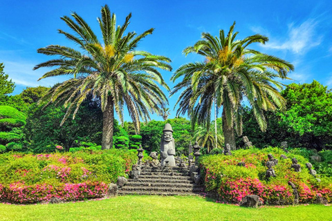 Jeju: UNESCO East Coast Small Group Tour with Hotel pickup