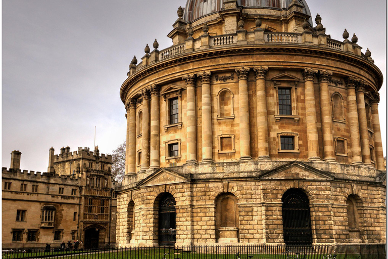 科茨沃尔德与牛津：托尔金主题之旅一日自驾游