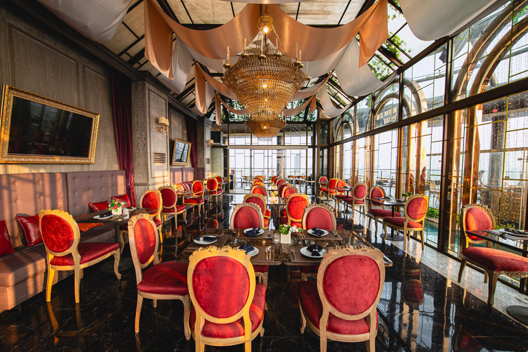 Bangkok: Cielo Sky Bar & Restaurant Rooftop Sharing Set for 2 People