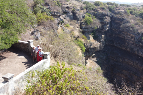 Avontuur in Oost-Salalah: Natuur, geschiedenis en prachtige uitzichten