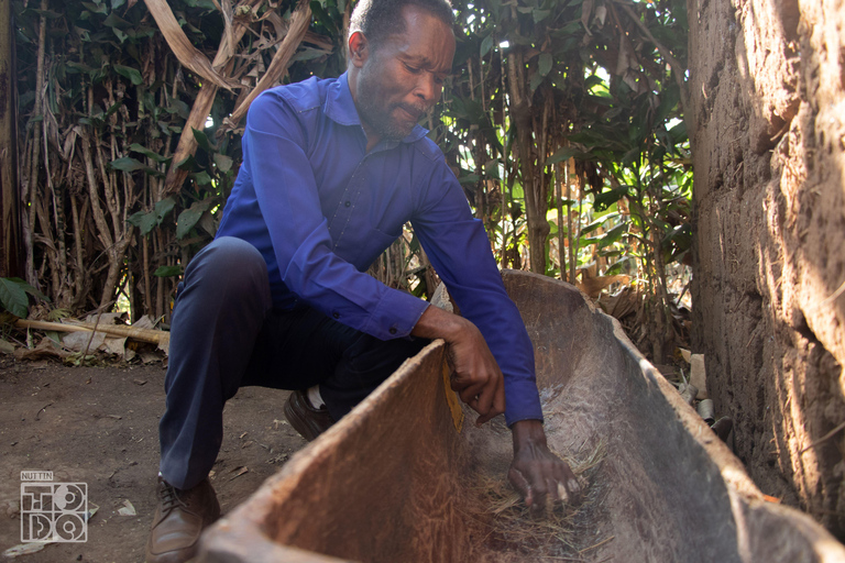 Urwagwa Banana Beer Making Experience med transport