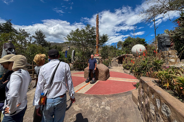 FullDay Quito: Middle of the World, Cable Car, Old Town