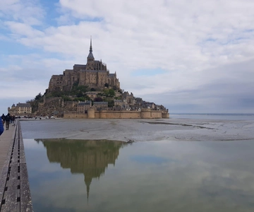 Mont Saint Michel: Village History and Legends Walking Tour