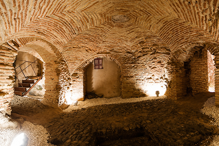 Toledo: Private Jewish Quarter Tour + Optional Madrid Pickup Madrid Pickup: 5 Hours Direct Return