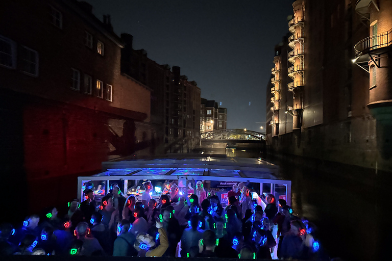 Amburgo: festa discoteca silenziosa a bordo per l&#039;836° compleanno del porto di Amburgo