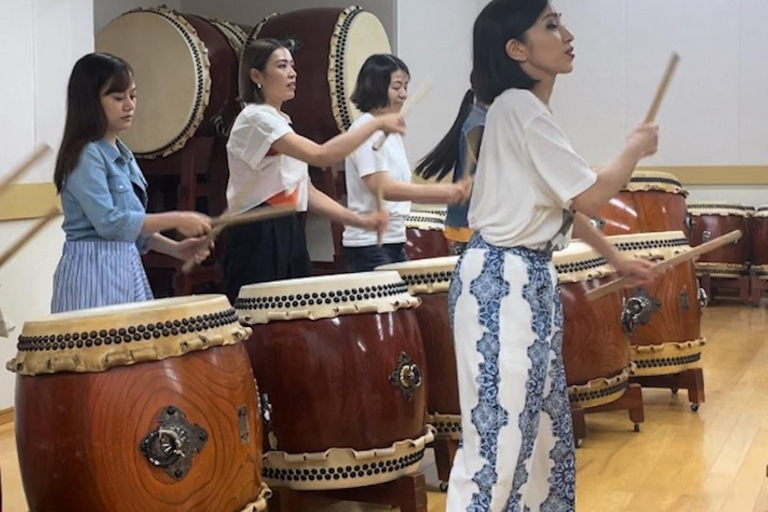 طوكيو: أفضل تجربة لعزف الطبول التايكو في طوكيو