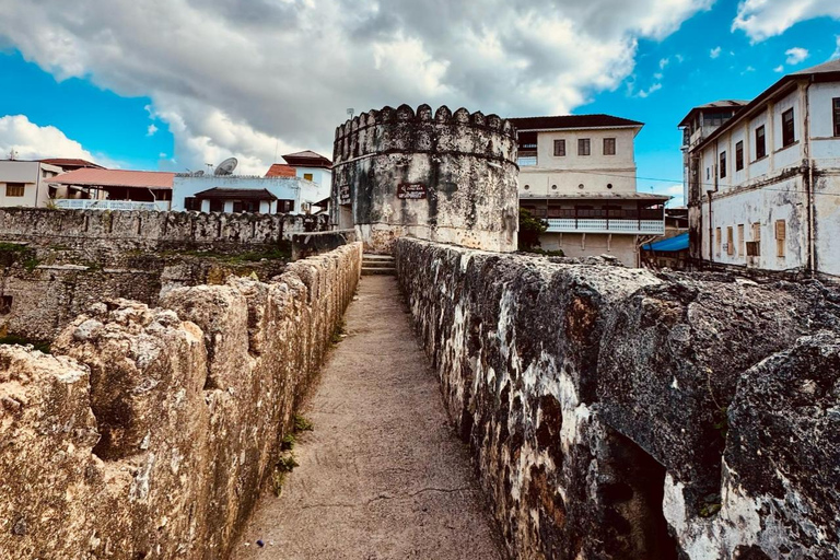 Zanzibar: Ancient Town Tour Zanzibar: Ancient Stone Town Not Hotel Pick Up and Drop Off