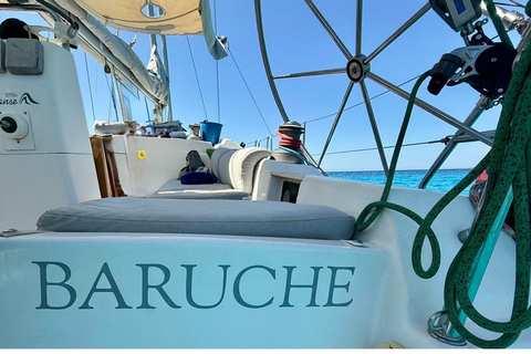 Cala Galdana - Full-day sailing trip (8 hours) Full-day sailing trip through the coves of southern Menorca (max. 4 people)