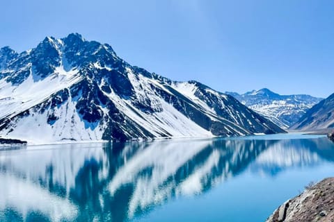 Santiago: Cajon del Maipo & Embalse El Yeso Trip with Picnic