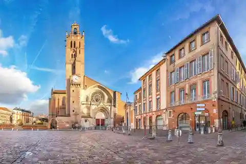 Best of Toulouse: Private Walking Tour with a Local