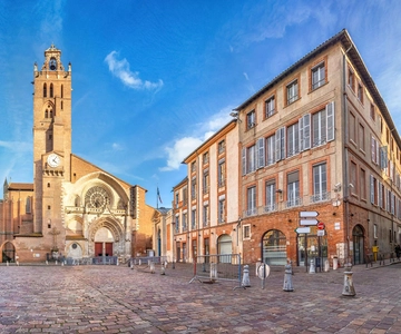Best of Toulouse: Private Walking Tour with a Local