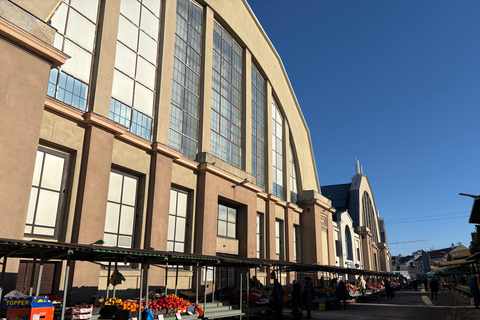 Riga: Central Market Guided Tour with Food Tasting