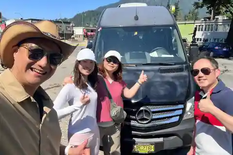 Vancouver Hidden Gems: Winery Tasting & Temple Visit