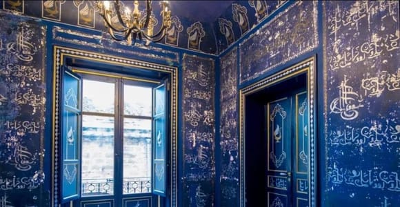 Palermo, tour of the Room of Wonders among Qur&#39;ans, symbols and mysteries.